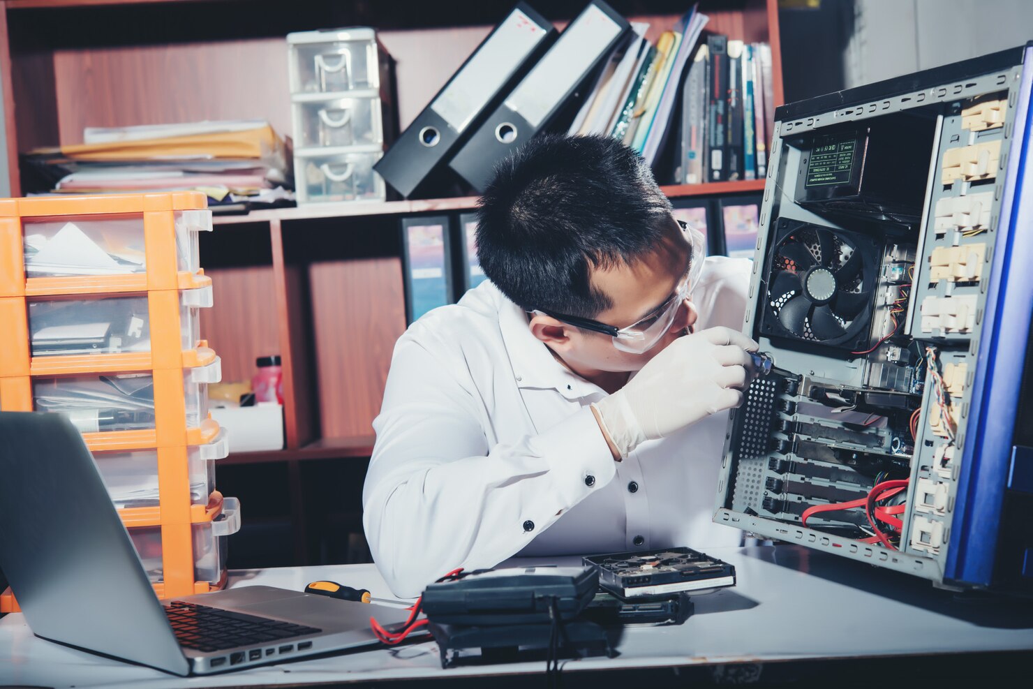 Hands Technologies Computer Engineering and Repair Station in Trivandrum