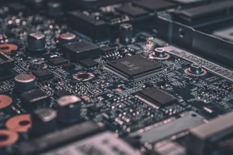 Chip-Level Motherboard Servicing in Trivandrum